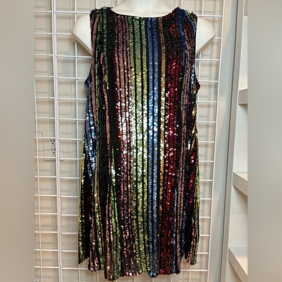 Torrid Mini Sequin Trapeze Dress - Size 00 (10/12) - Picture 7 of 11